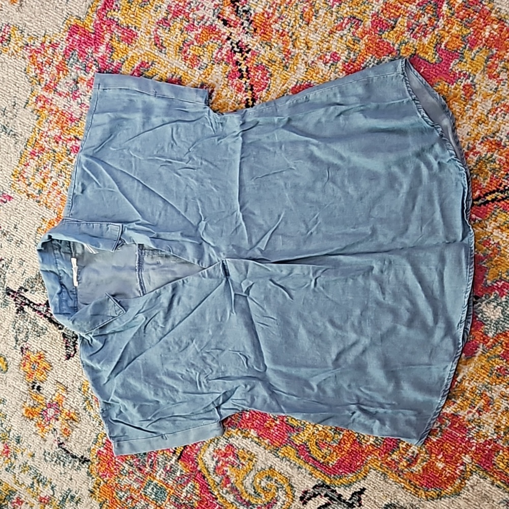 Women's shirt